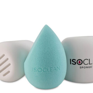 ISOCLEAN sponge pod with makeup sponge